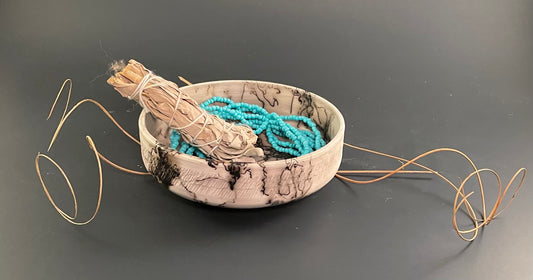 Chattered Smudge Horse Hair Pottery Bowl (2)